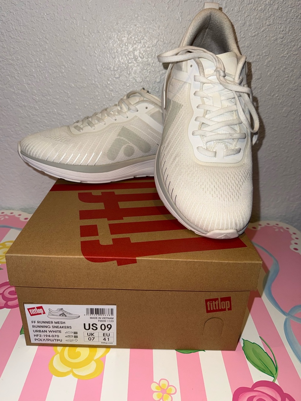 Fitflop RUNNER MESH 
RUNNING SNEAKERS, size 9, Urban White